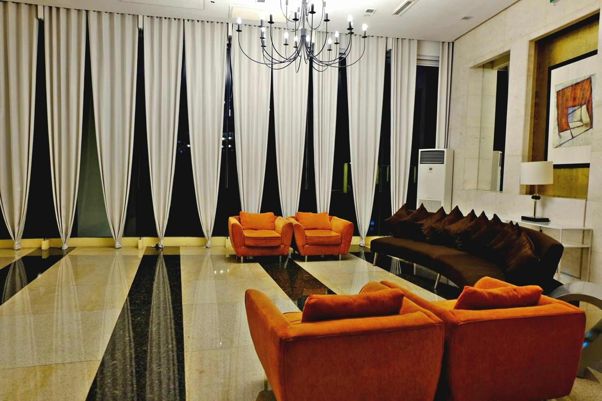סן פדרו מקאטי Bellagio Towers By Stays Ph מראה חיצוני תמונה