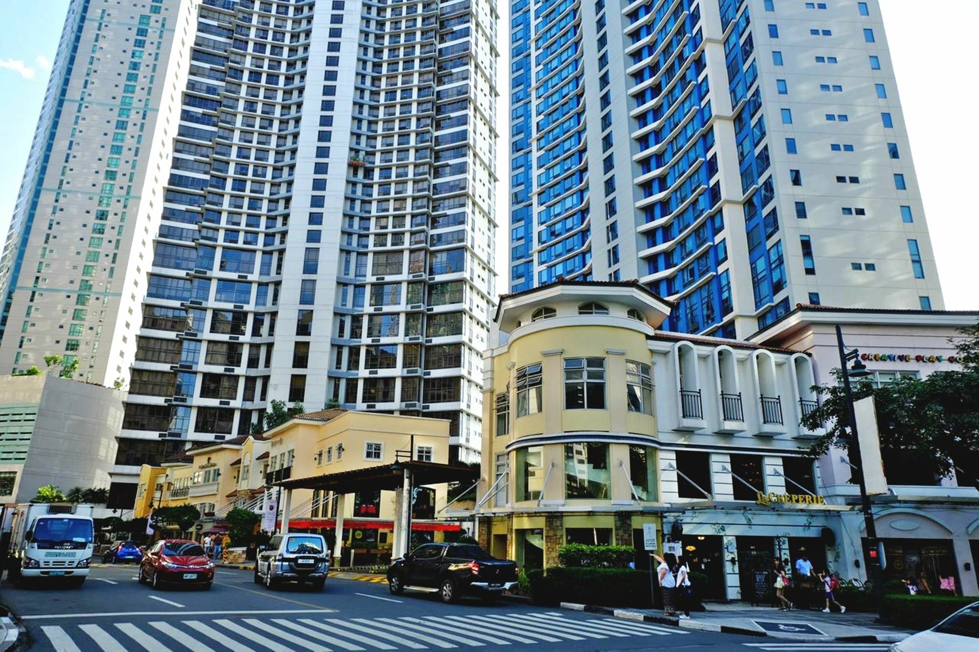 סן פדרו מקאטי Bellagio Towers By Stays Ph מראה חיצוני תמונה
